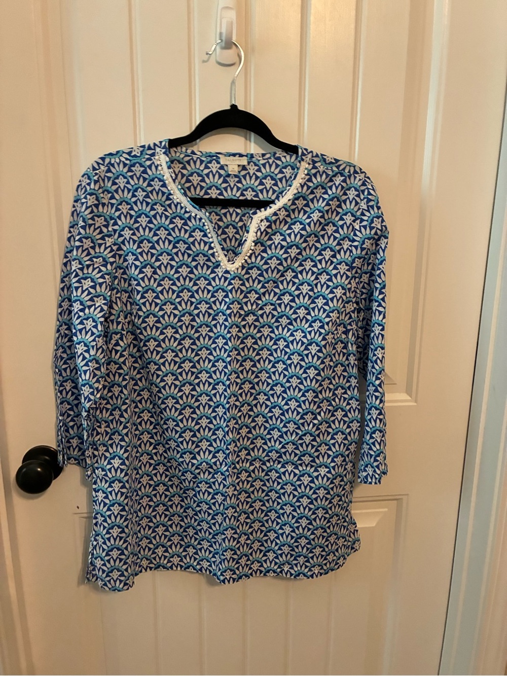 Talbots Blue and White Printed Tunic Top